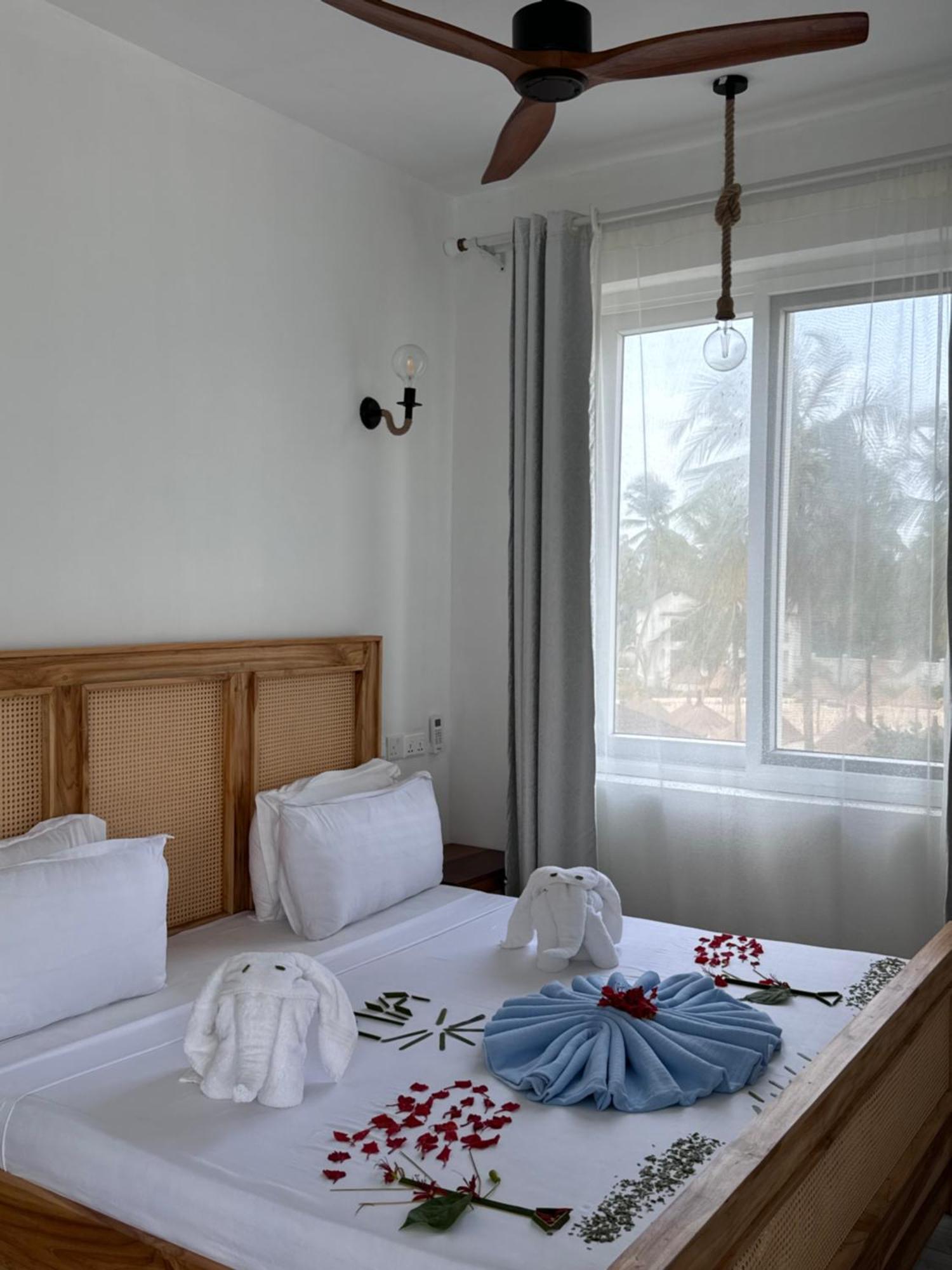 Mia Boutique Hotel Michamvi Kae Bagian luar foto